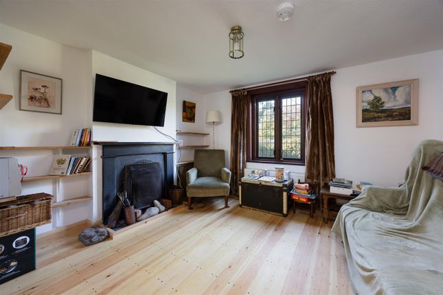 Glebeland Cottage, Camp Road, Freshwater photo 2