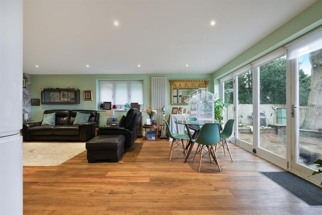 3 Pirbright Cottages, Hogscross Lane, Coulsdon photo 3