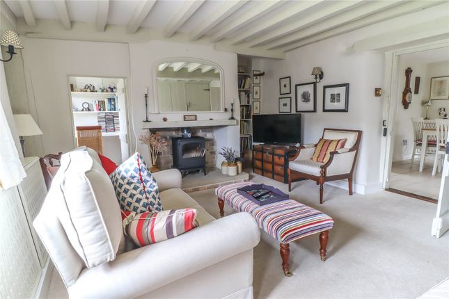 Cob Cottage, 33, High Street, Andover photo 4