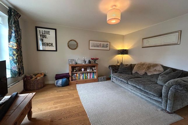 20, Wheelwright Way, Northamptonshire photo 4