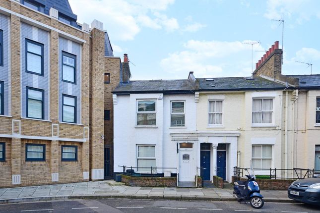 Property for sale in Broughton Road, Sands End, London
