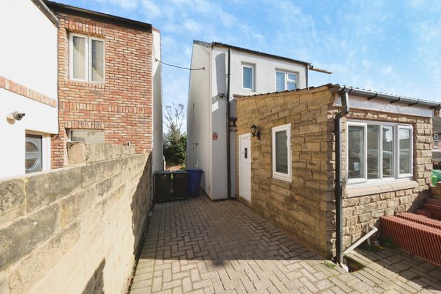 3-bed house on 28, School Terrace, Doncaster, £105,000