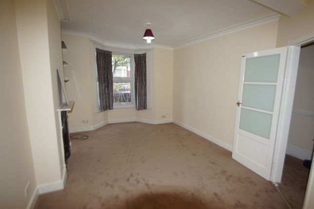 25, Denzil Road, London photo 5