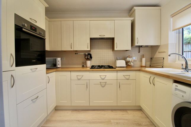 26, Stratford Place, Lymington photo 2