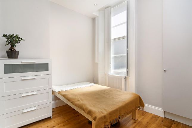2, 132, Gloucester Terrace, London photo 4