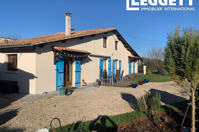 Villa for sale in Léoville, Charente-Maritime, Nouvelle-Aquitaine