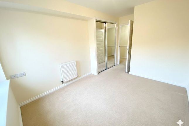 Flat 51, Stokes Lodge, 3, Park Lane, Surrey photo 4