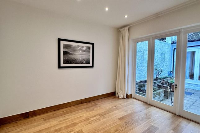 Bungalow for sale in Hall Road, St John's Wood, London