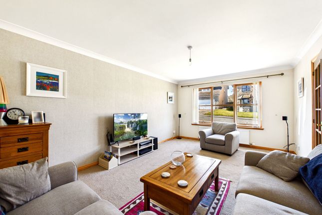 3 Strone Crescent, Alford photo 4