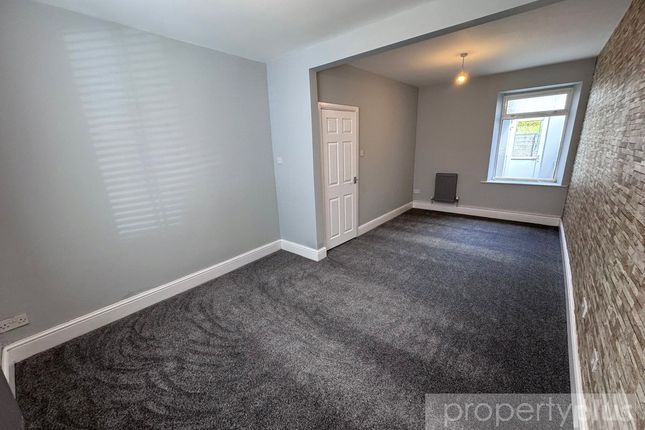 8, Eileen Place, Treorchy photo 2