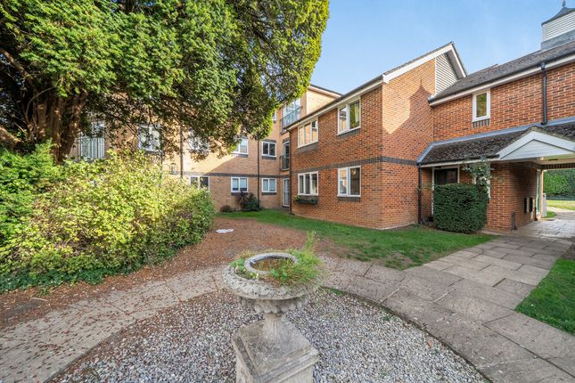 Hedingham Mews, Maidenhead photo 2