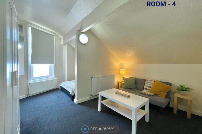 Room 4 - Own Living Area