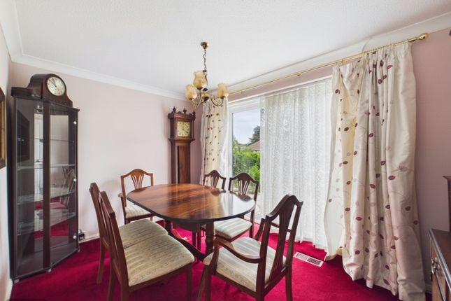 14, RUSSET CLOSE, ROCHESTER photo 4