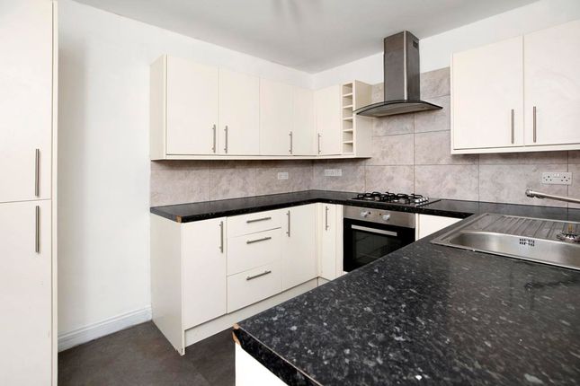 6 Alexandra Terrace, Teignmouth photo 2