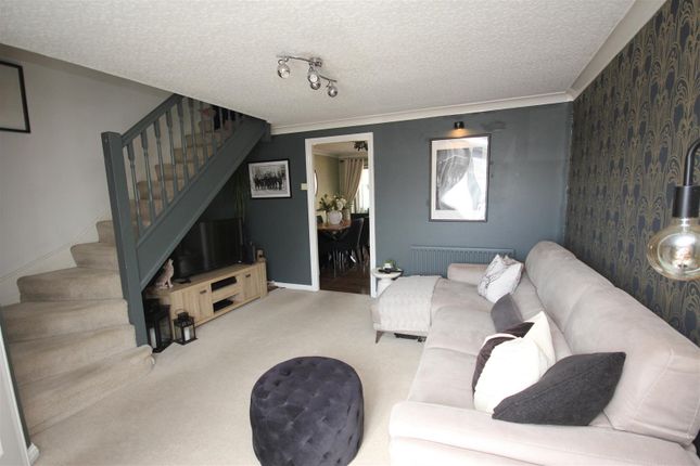 12, Butterfields, Wellingborough photo 2