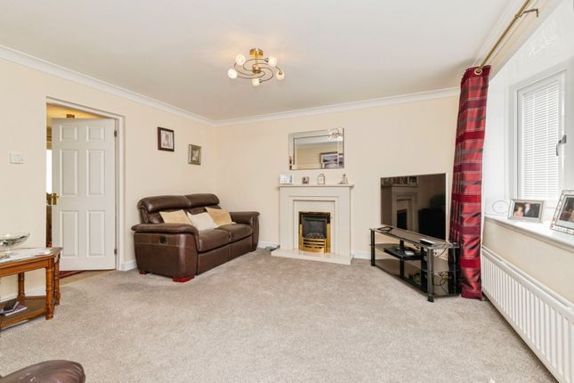 42, Glenburn Close, Tyne and Wear photo 4