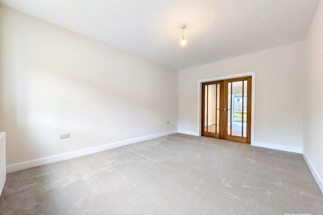 13, The Woodlands, Workington photo 3