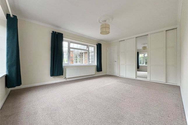 10, Vincent Road, Chichester photo 5
