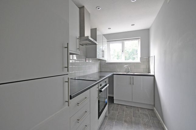 22, Collingwood Crescent, Newport photo 2