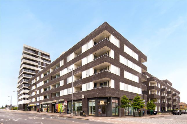 2-bed flat on 49, Beck Square, London, £375,000
