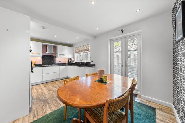 11, Bracadale Drive, Glasgow photo 4