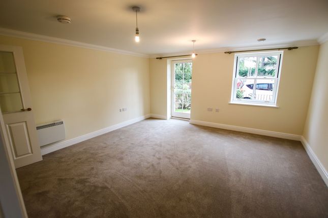Flat for sale in Yarmouth Road, Linford Court