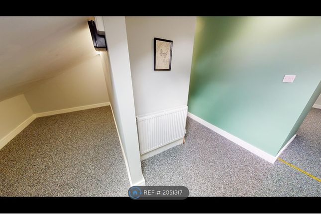 Room to rent in Oak Road, Salford