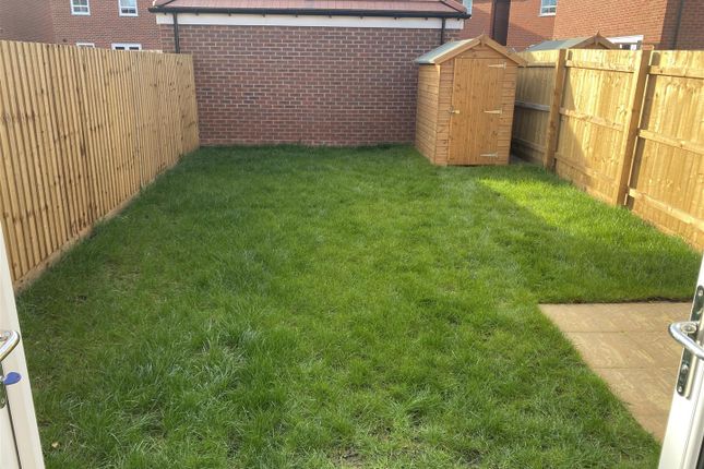 26, Axminster Drive, Stourport-On-Severn photo 4