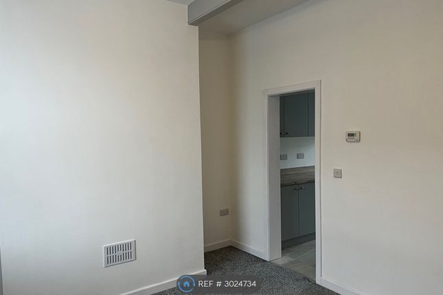 Norman Street, Middleton, Manchester photo 5