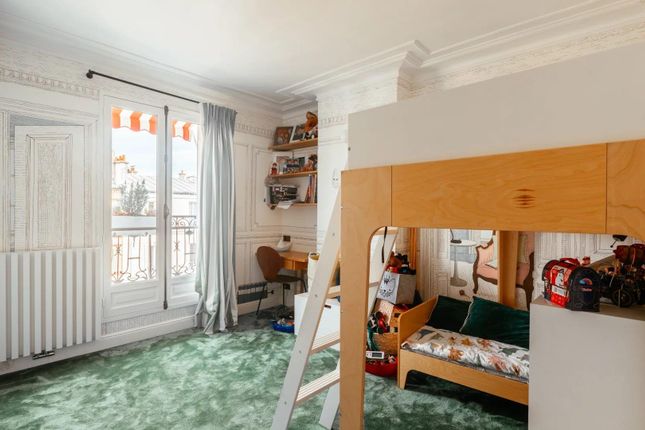 Apartment for sale in 5th Arrondissement, Paris, Île-De-France, France