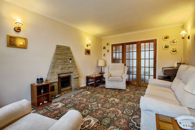4, St. Johns Close, Leeds photo 2