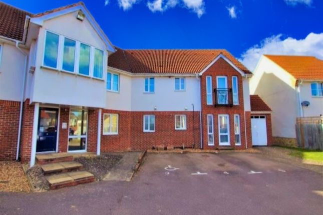 Thumbnail Flat for sale in Watson Way, Marston Moretaine, Bedford