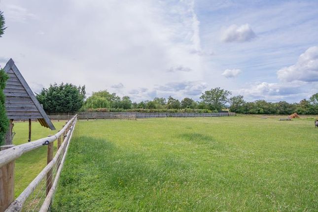 Detached house for sale in The Vines, Baughton, Worcestershire