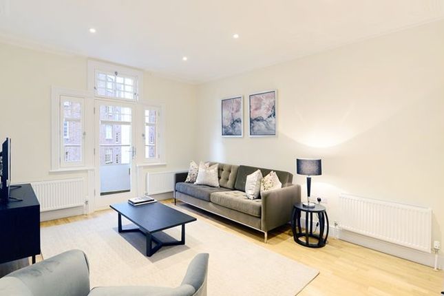 Thumbnail Flat to rent in King Street, London