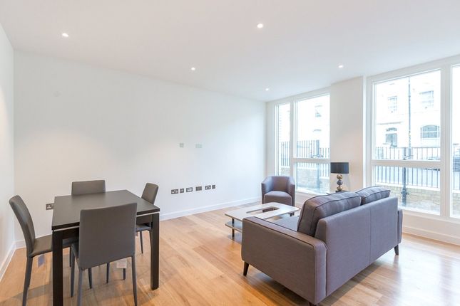 Flat for sale in Cambridge Avenue, Kilburn Park