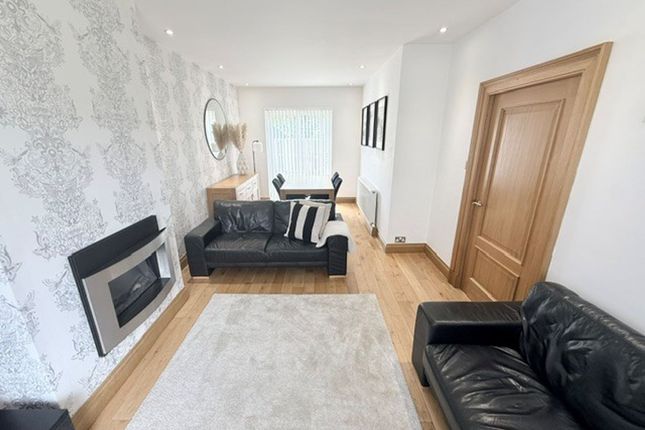 11 Woodburn Road, Glenrothes photo 4