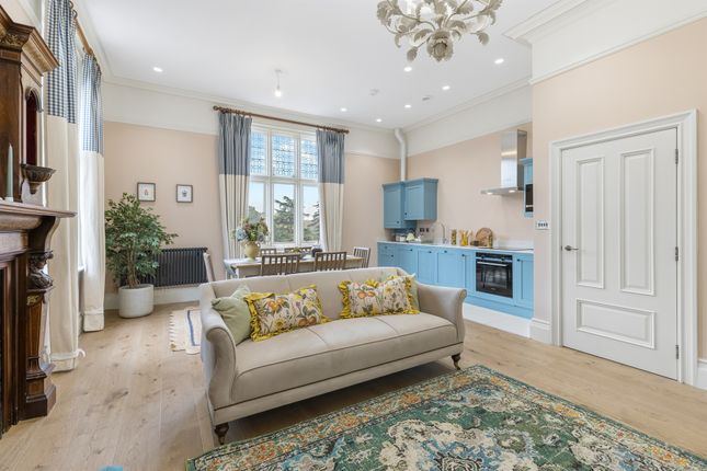 Thumbnail Flat for sale in Blossomfield Road, Solihull