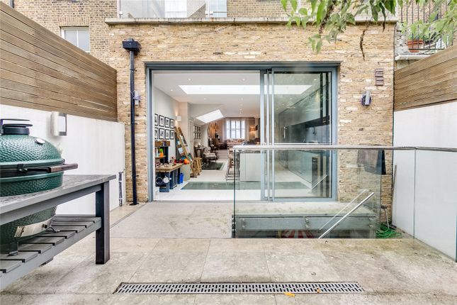 Thumbnail Terraced house for sale in Radipole Road, Parsons Green