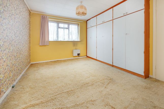 Maisonette for sale in Shooters Road, Enfield