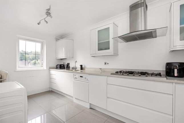 53 French Apartments, Lansdowne Road, Purley photo 2