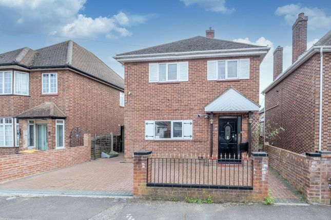 Thumbnail Detached house for sale in King William Road, Bedford