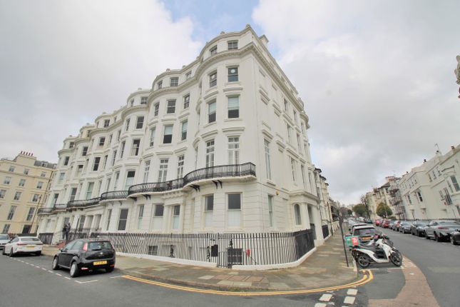 Thumbnail Flat for sale in Clarendon Terrace, Brighton