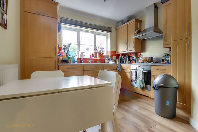 18 Ashmore Avenue, Littlehampton photo 4