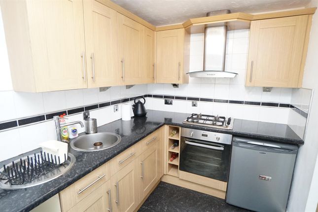 47, Tinkler Stile, Bradford photo 5