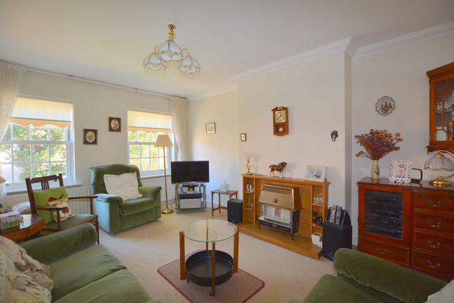 Wellington Road, Pinner photo 4
