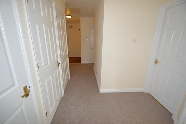 Flat for sale in Boundary Road, Farnborough