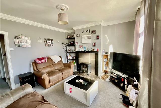 8, Grange Road Beighton, Sheffield photo 4