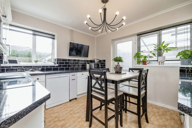 28, Redhall Drive, Lincoln photo 4