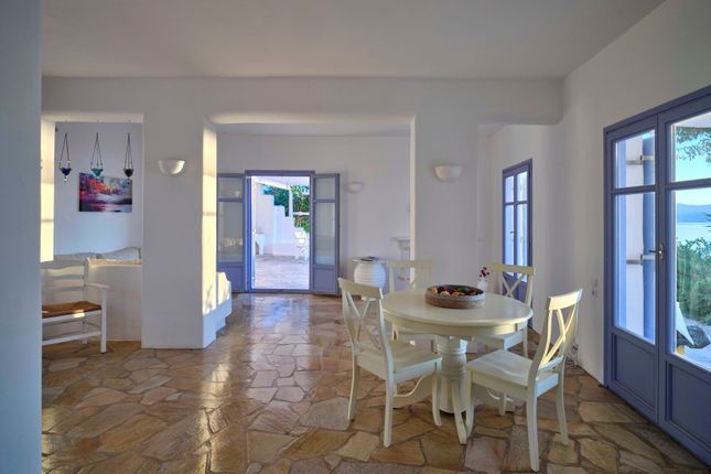 Villa for sale in Agia Irini, Paros (Town), Paros, Cyclade Islands, South Aegean, Greece