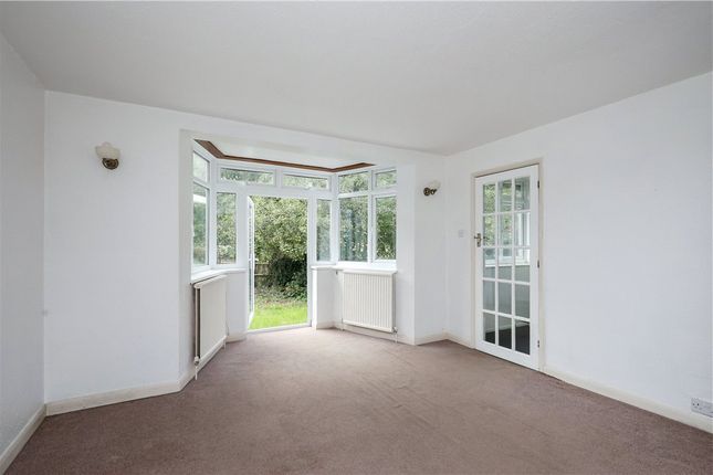 22, Ely Close, New Malden photo 4